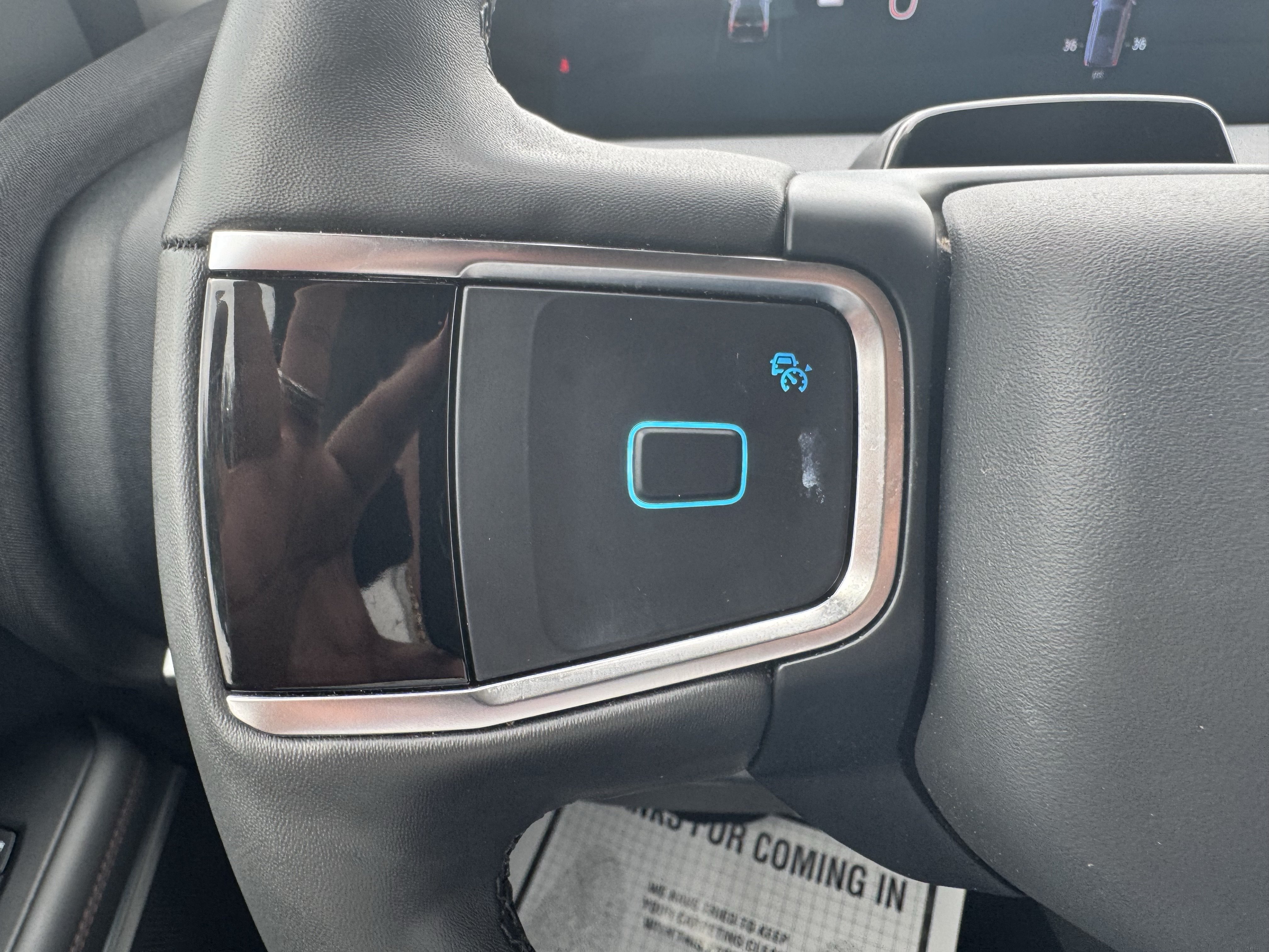 Certified 2025 Ford Expedition Active RWD image 9