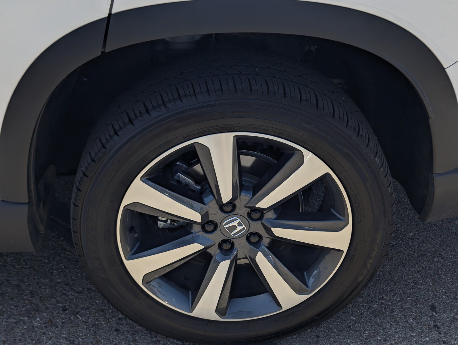Used 2025 Honda Pilot Elite image 7