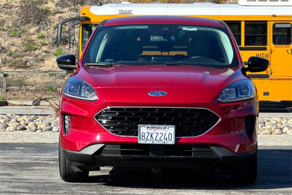 Certified 2021 Ford Escape SE w/ SE Sport Appearance Package image 8