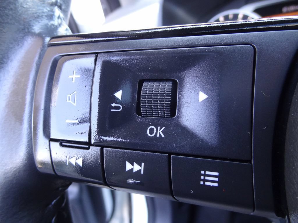 Used 2021 Nissan Rogue SL FWD image 19