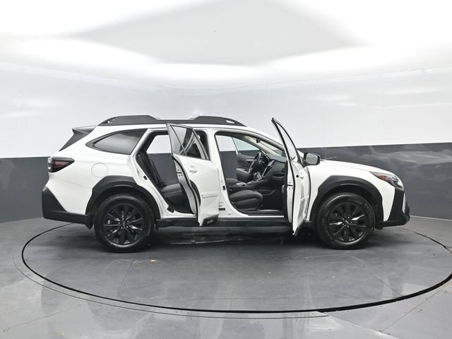 Used 2024 Subaru Outback Onyx Edition AWD/4WD image 26