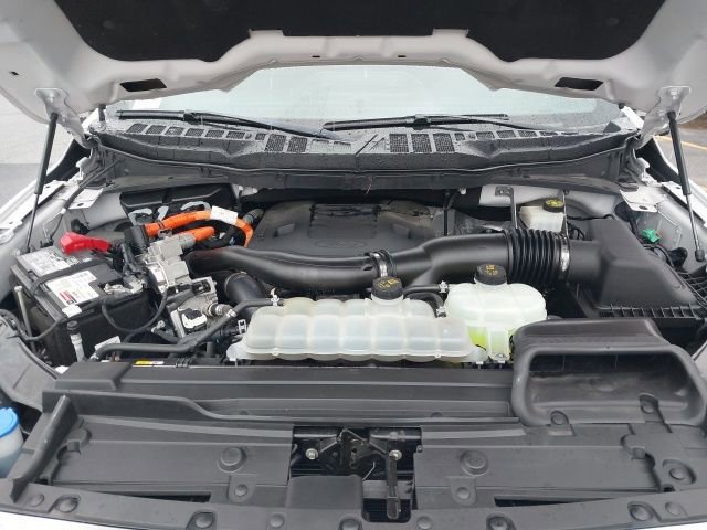 Certified 2022 Ford F150 Platinum w/ Equipment Group 701A High image 30