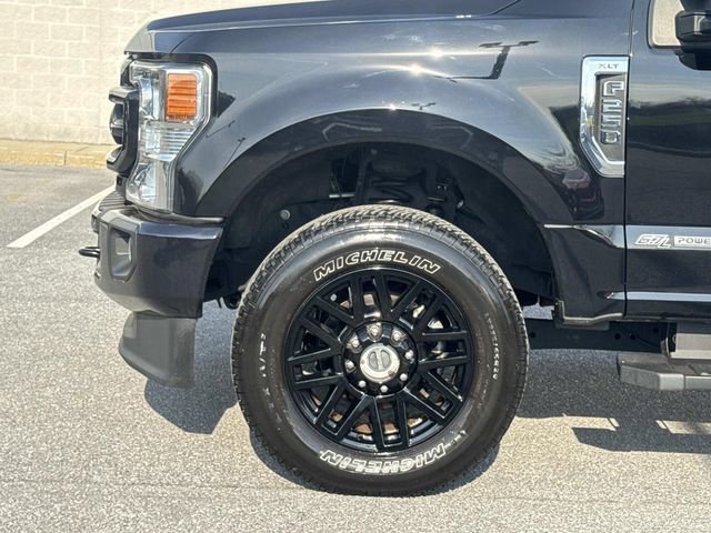 Certified 2022 Ford F250 XLT w/ Black Appearance Package image 8