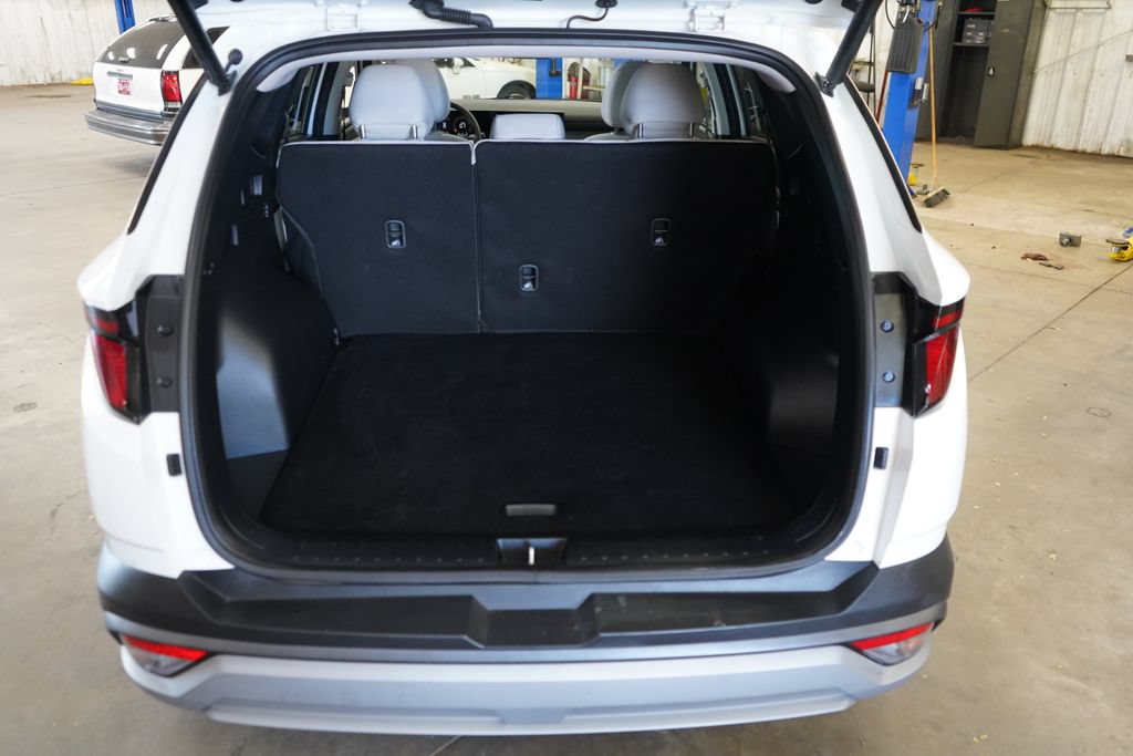 Used 2026 Hyundai Tucson SEL Plus FWD image 24
