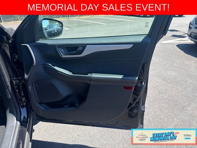 Certified 2022 Ford Escape SE w/ Convenience Package AWD/4WD image 12