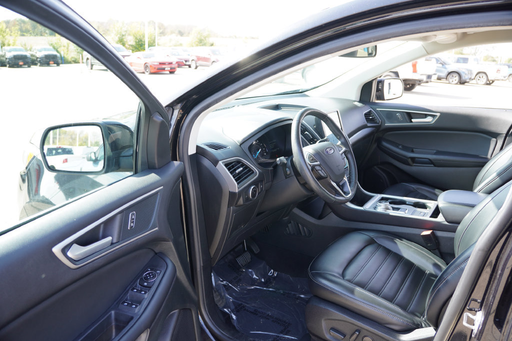 Certified 2024 Ford Edge SEL AWD/4WD image 14