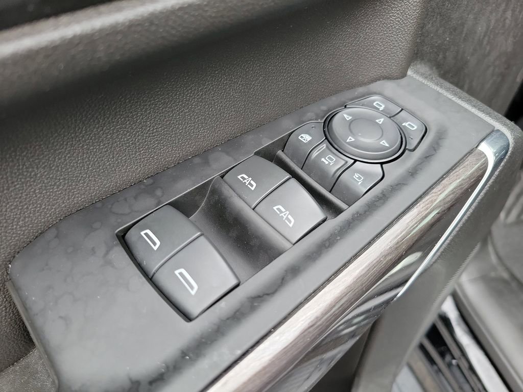 Used 2022 Chevrolet Silverado 2500 LTZ w/ LTZ Convenience Package AWD/4WD image 24