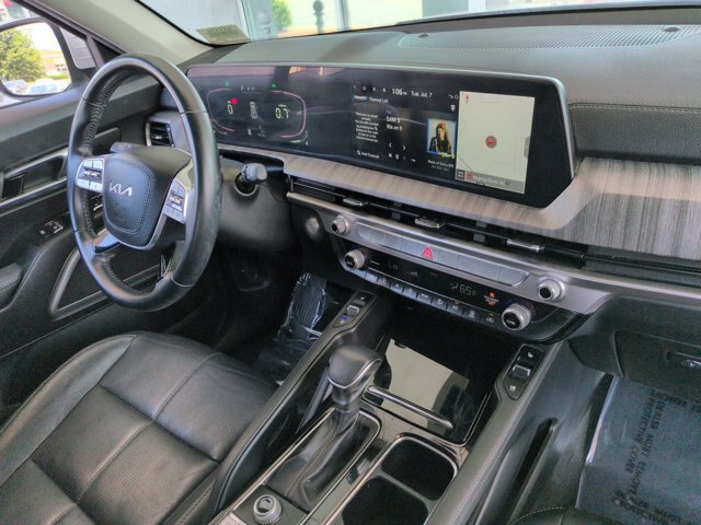 Used 2024 Kia Telluride EX w/ EX Captain's Chair Package FWD image 37