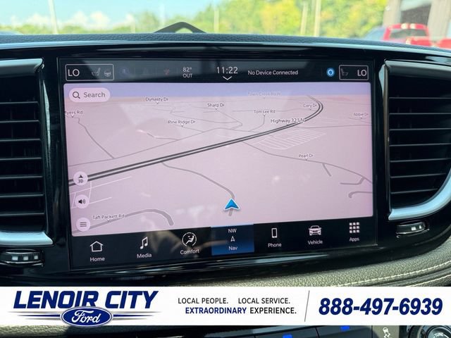 Used 2025 Chrysler Pacifica Limited FWD image 25