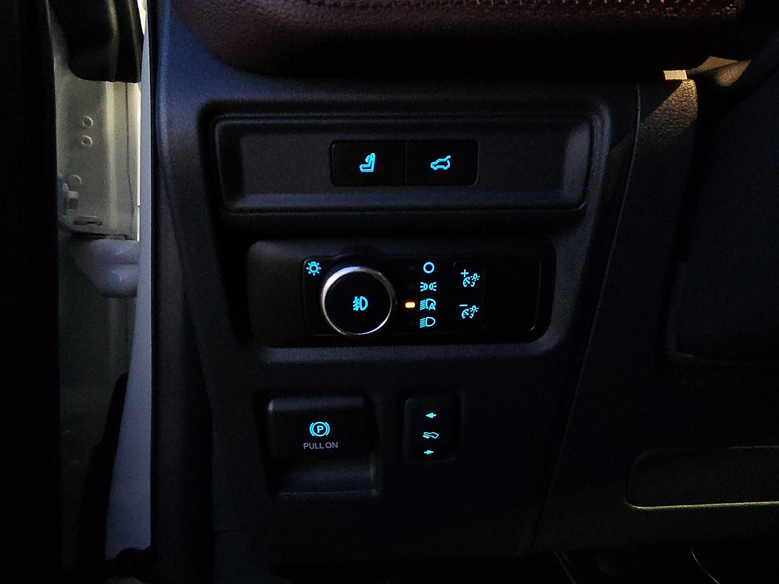 Certified 2023 Ford Expedition Limited image 13