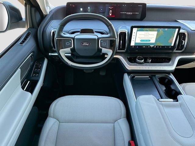 Certified 2025 Ford Expedition Max Platinum w/ Platinum Ultimate Package AWD/4WD image 22