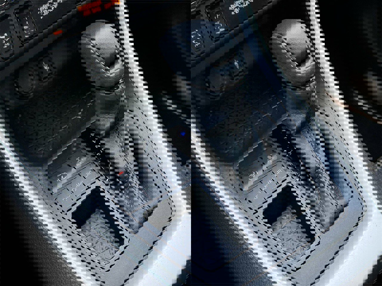 Used 2019 Toyota RAV4 XLE w/ Convenience Package image 22