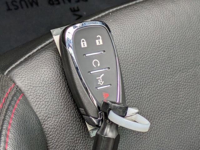 Used 2023 Chevrolet Equinox RS w/ RS Leather Package image 30
