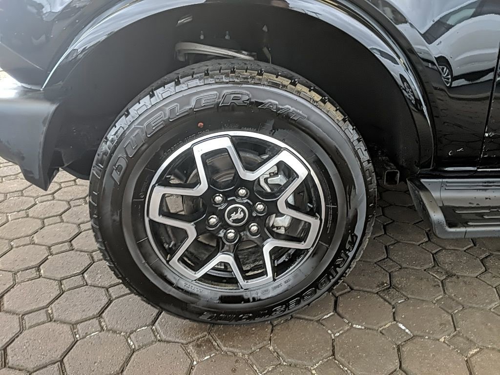 Certified 2025 Ford Bronco Outer Banks image 9