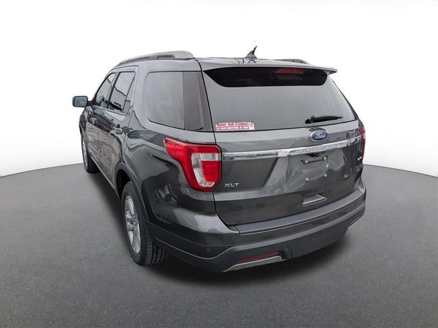 Certified 2019 Ford Explorer XLT w/ Equipment Group 202A AWD/4WD image 3