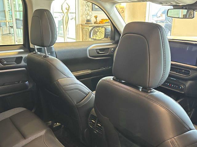 Certified 2025 Ford Bronco Sport Outer Banks w/ Outer Banks Tech Package+ AWD/4WD image 27