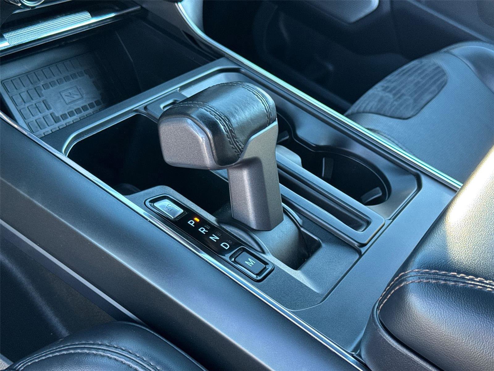 Certified 2021 Ford F150 Raptor w/ Equipment Group 801A High image 27