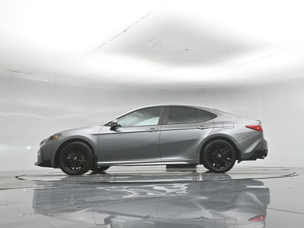 Used 2025 Toyota Camry SE FWD image 47