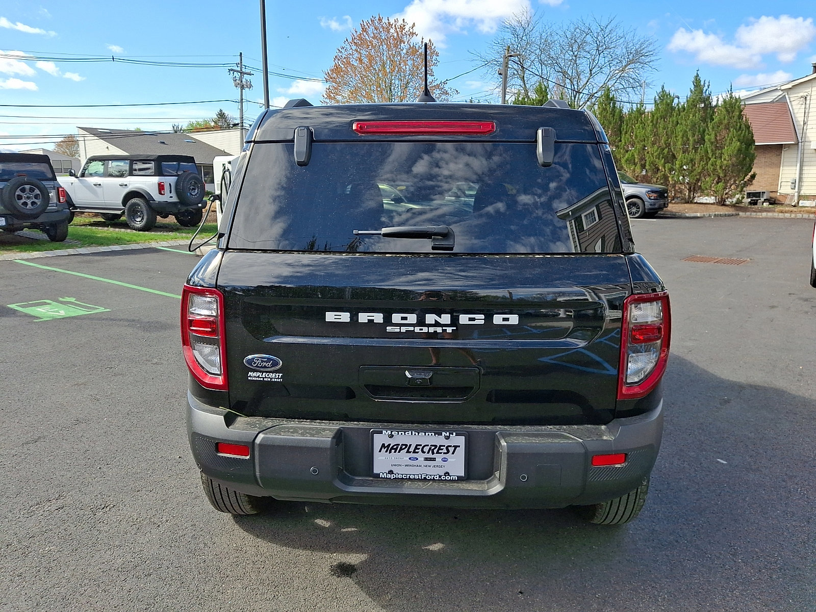 Certified 2025 Ford Bronco Sport Outer Banks w/ Outer Banks Tech Package+ AWD/4WD image 4