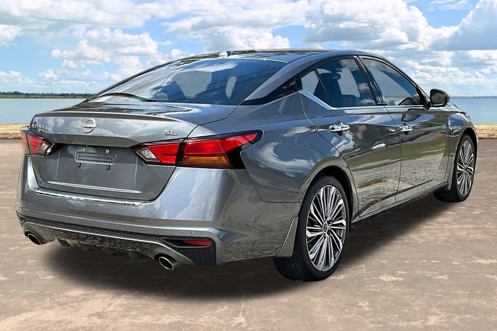 Used 2023 Nissan Altima 2.5 SL FWD image 8