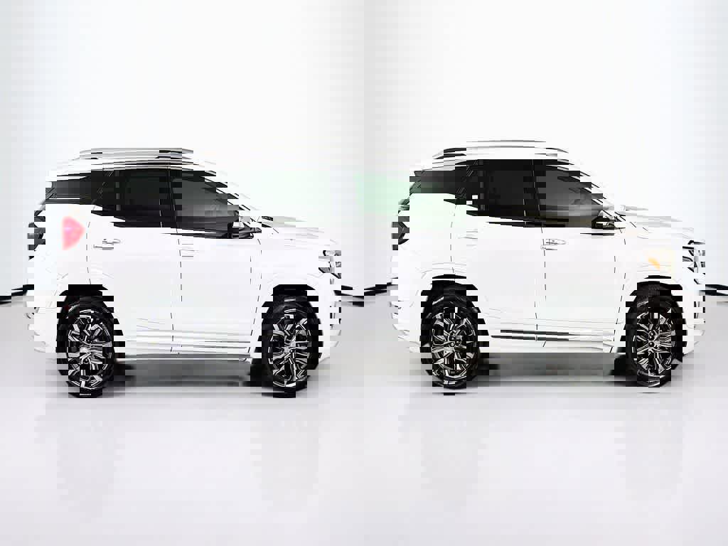 Used 2019 GMC Terrain Denali w/ Driver Alert Package II image 6