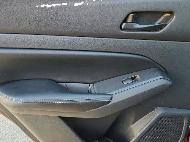 Used 2025 Nissan Altima 2.5 SV FWD image 19
