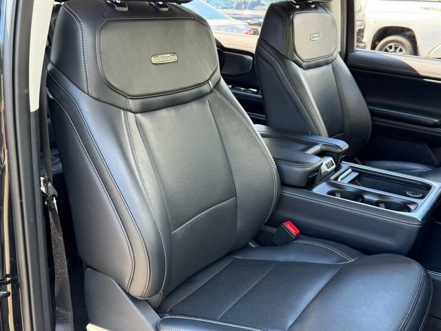 Certified 2025 Ford Expedition Max Platinum AWD/4WD image 33