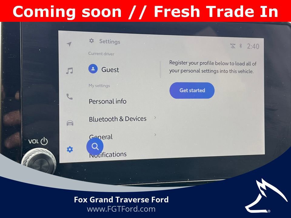 Used 2025 Toyota RAV4 XLE image 24