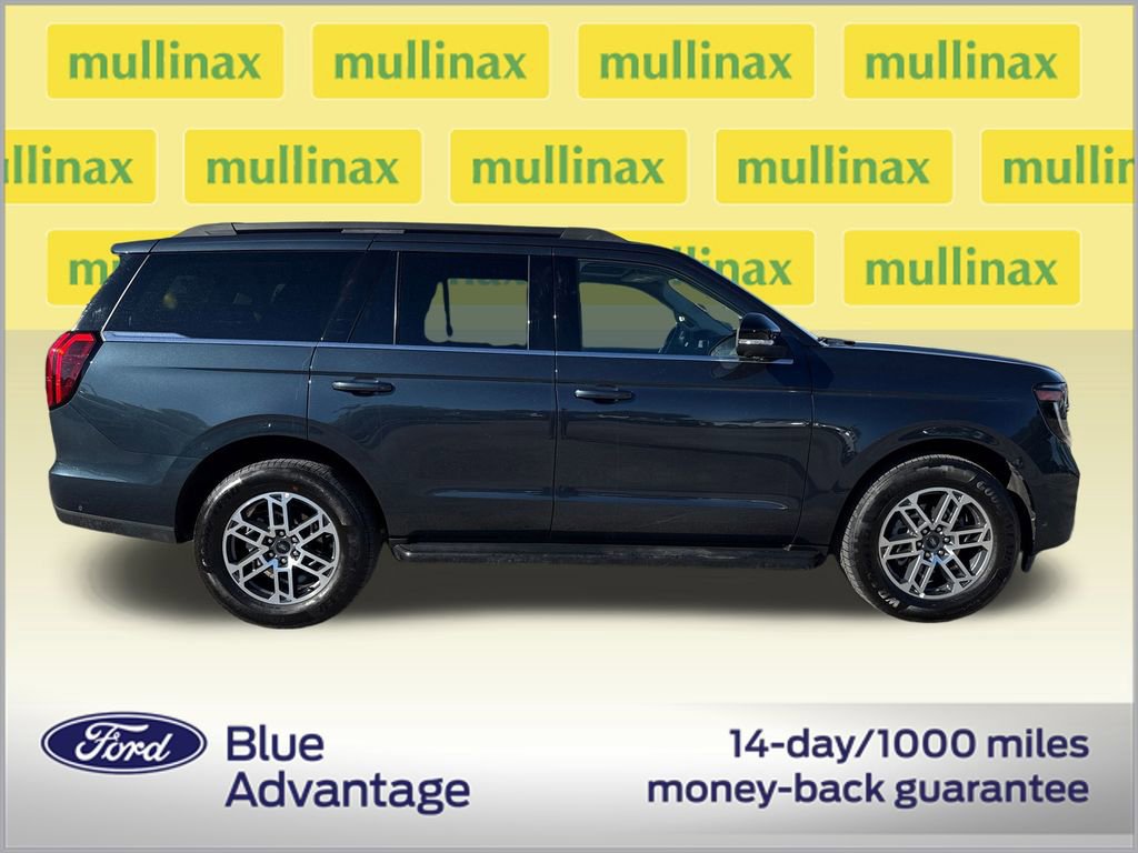 Certified 2025 Ford Expedition Active image 2