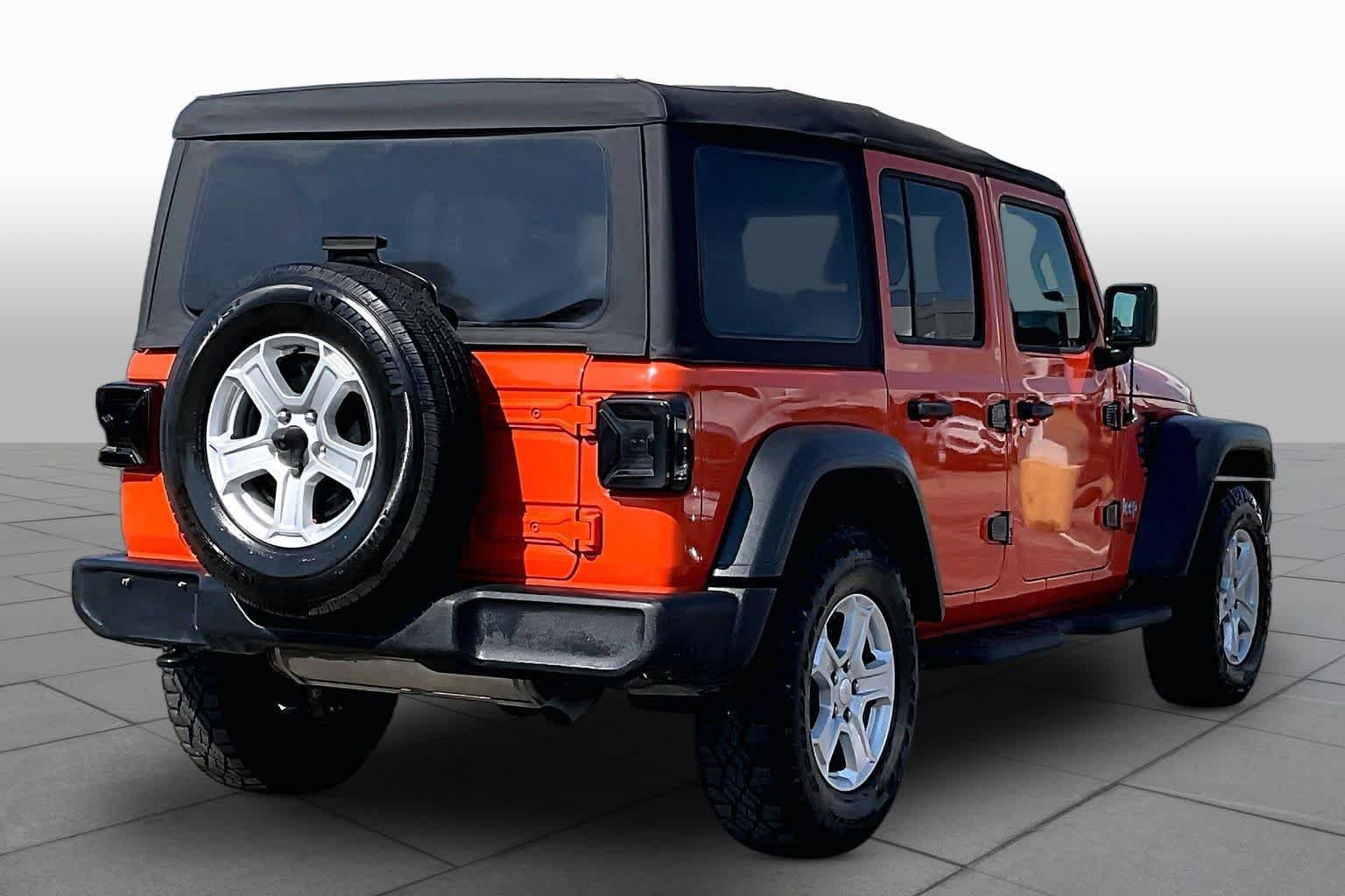 Used 2018 Jeep Wrangler Unlimited Sport AWD/4WD image 13