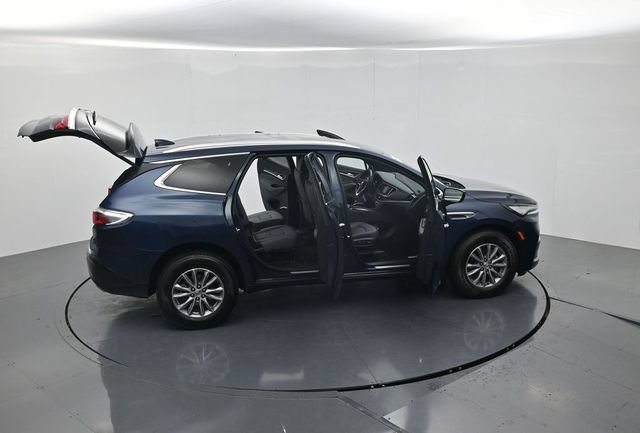 Used 2023 Buick Enclave Essence AWD/4WD image 52