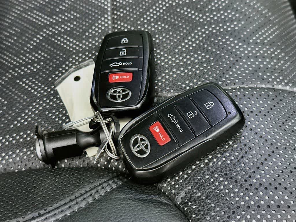 Used 2024 Toyota Tundra SR5 w/ SR5 Premium Package AWD/4WD image 21