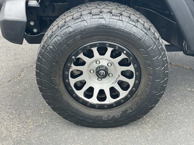 Used 2017 Jeep Wrangler Unlimited Sport w/ Quick Order Package 24S AWD/4WD image 39