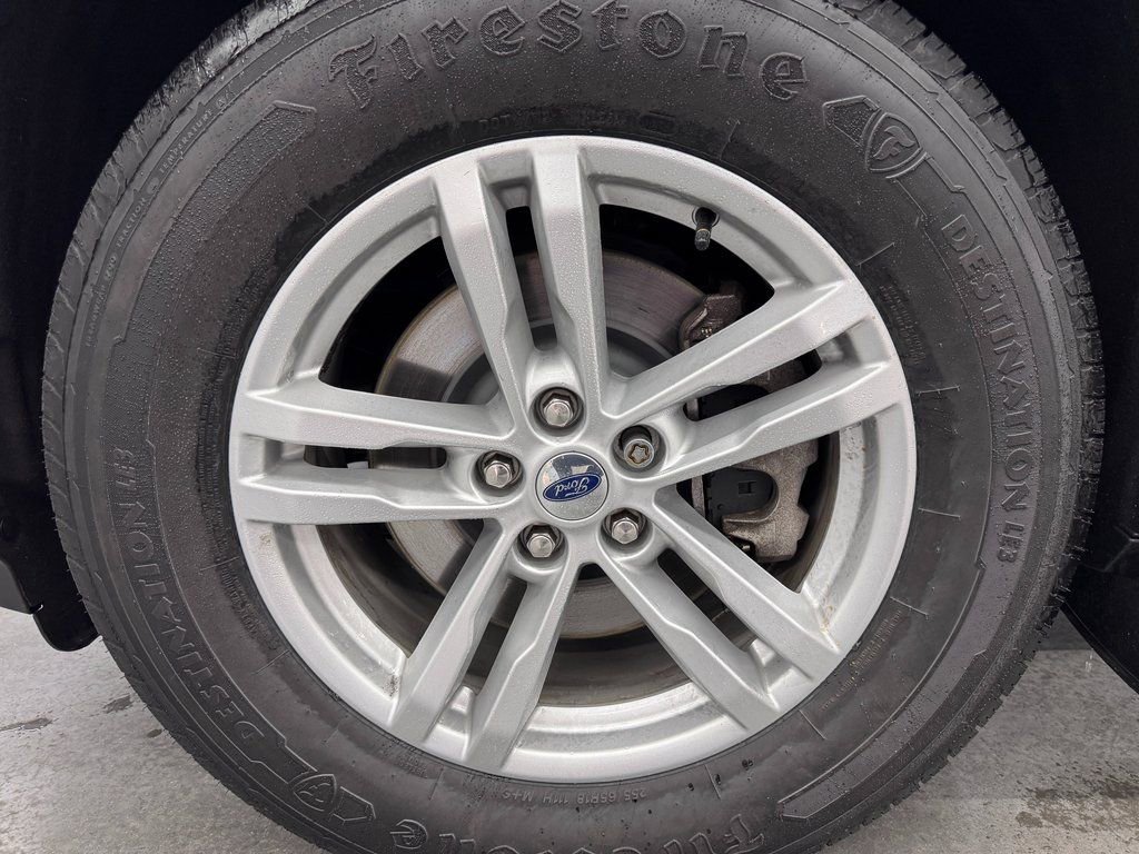 Certified 2020 Ford Explorer XLT w/ Equipment Group 202A AWD/4WD image 9