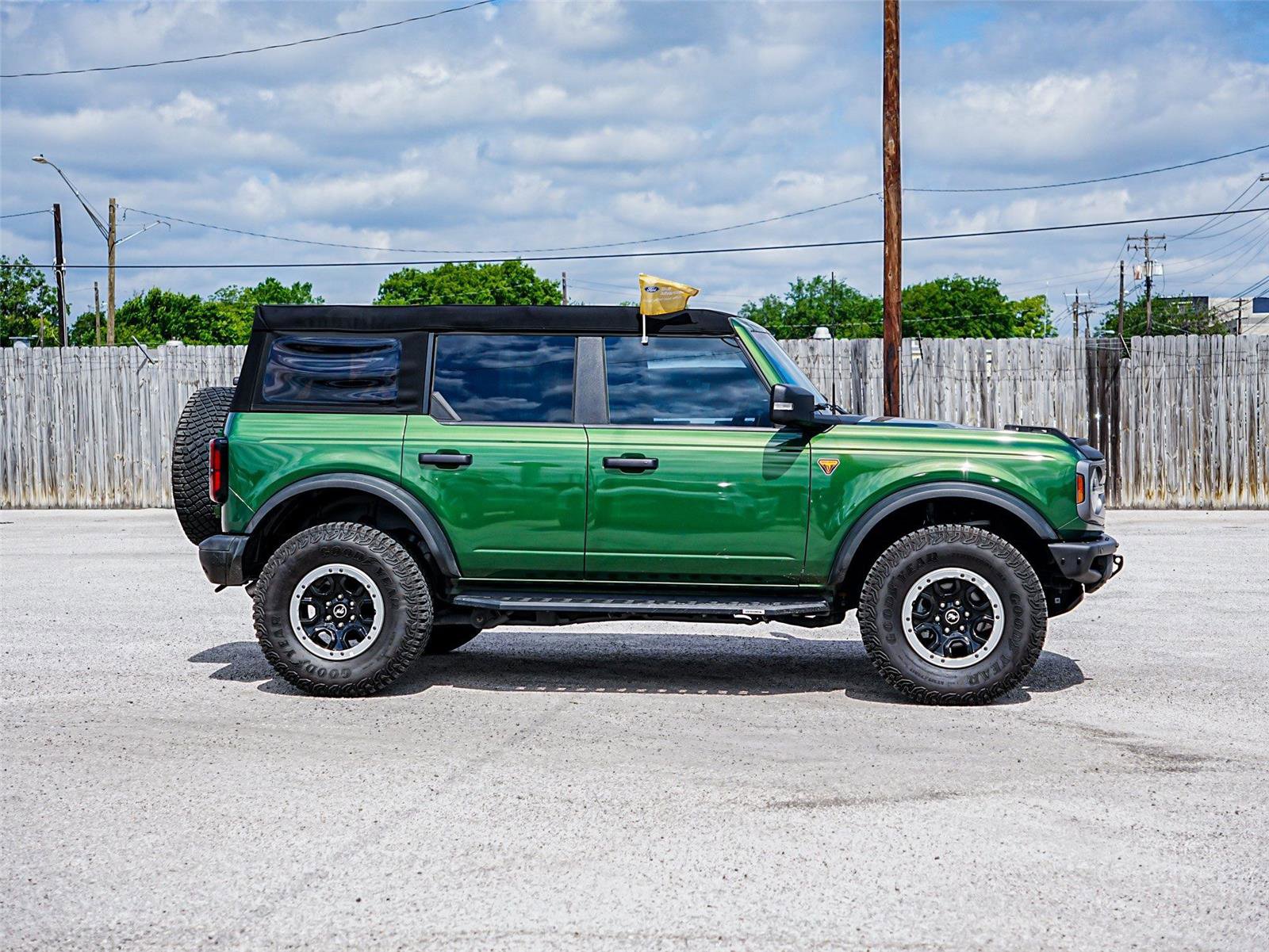 Certified 2023 Ford Bronco Badlands AWD/4WD image 4