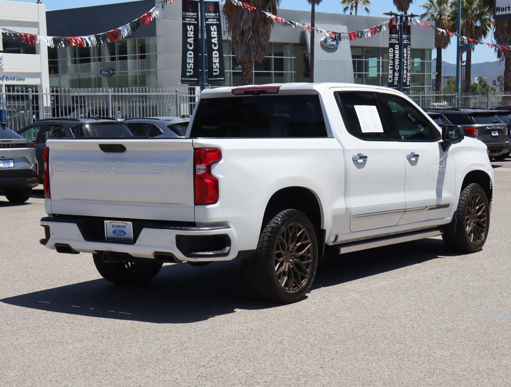 Used 2024 Chevrolet Silverado 1500 High Country w/ Technology Package image 8