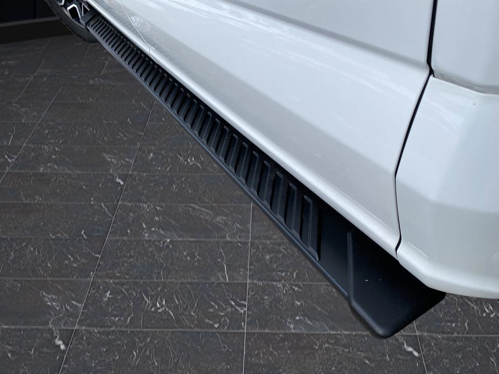 Certified 2022 Ford F150 XLT w/ Equipment Group 302A High image 46