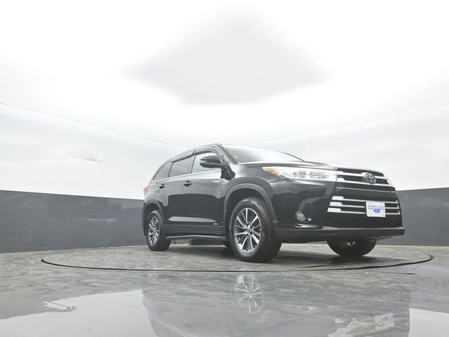 Used 2019 Toyota Highlander XLE image 27