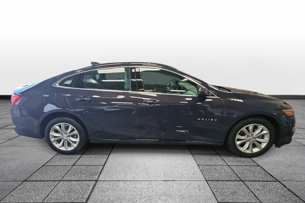 Used 2025 Chevrolet Malibu LT FWD image 4