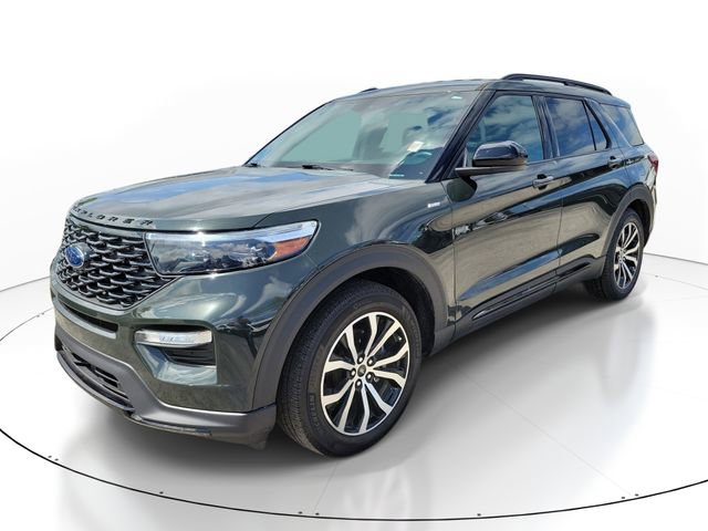 Certified 2024 Ford Explorer ST-Line w/ Class IV Trailer Tow Package image 4