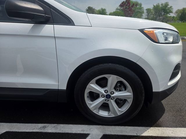 Certified 2019 Ford Edge SE FWD image 4