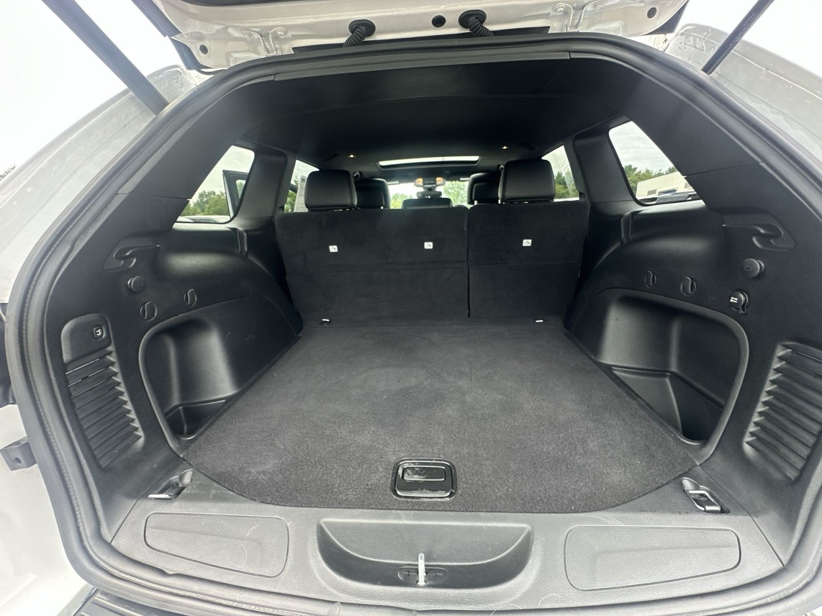 Used 2022 Jeep Grand Cherokee Limited AWD/4WD image 34