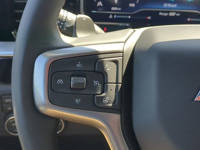 Used 2025 Chevrolet Silverado 1500 LT Trail Boss w/ Convenience Package II AWD/4WD image 18