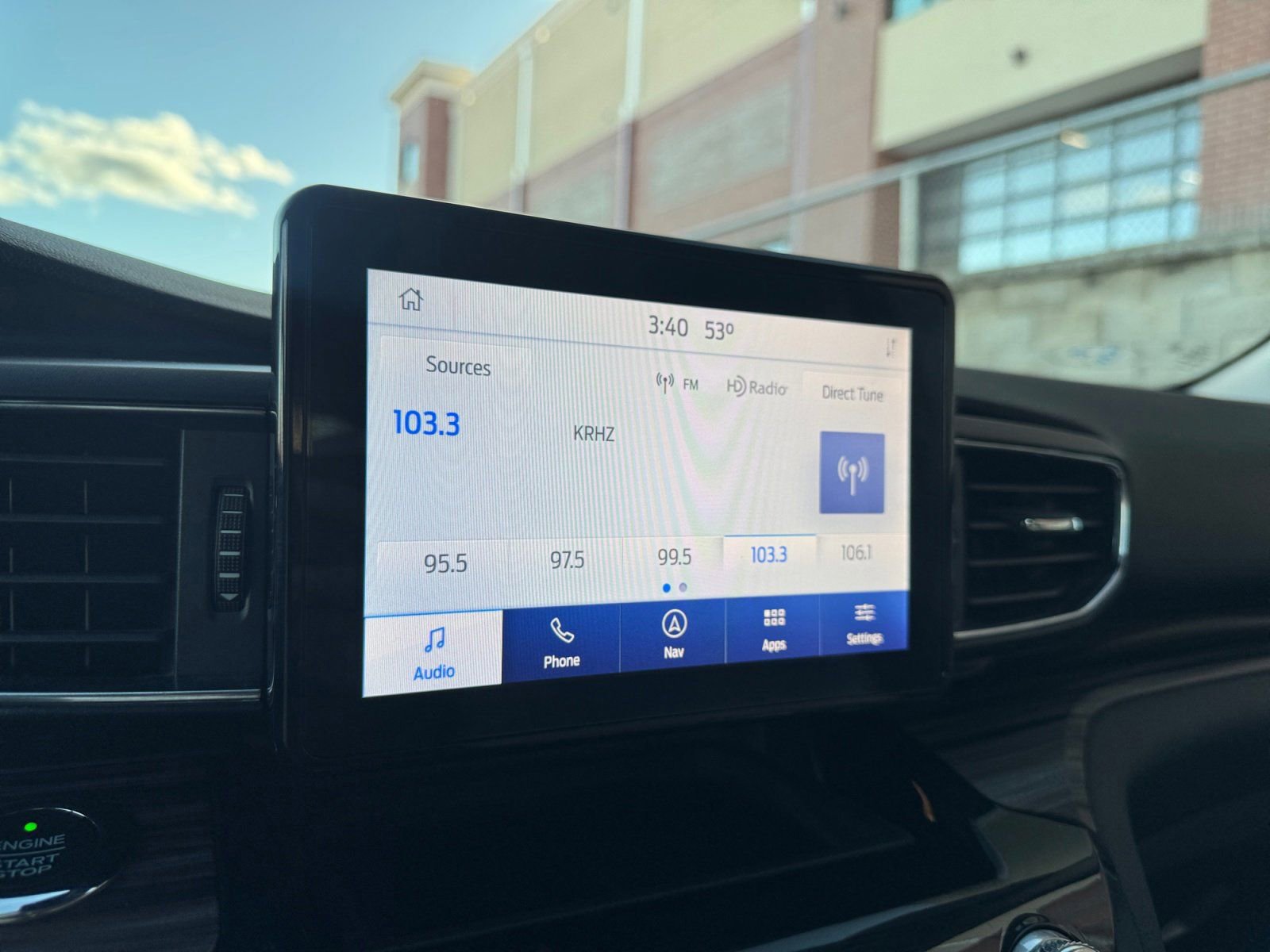 Certified 2021 Ford Explorer Limited w/ Equipment Group 301A image 26