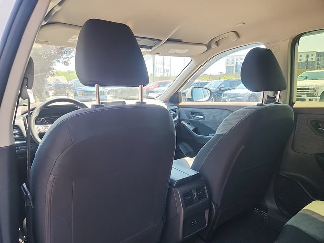 Used 2023 Nissan Rogue SV AWD/4WD image 23