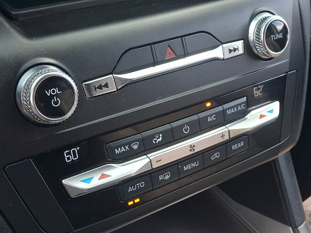 Certified 2020 Ford Explorer 2WD image 15