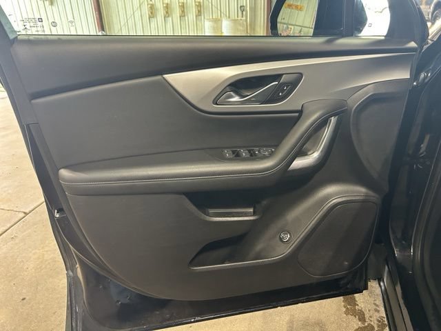 Used 2020 Chevrolet Blazer LT FWD image 18