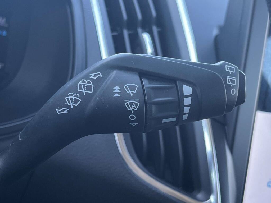 Certified 2024 Ford Edge Titanium AWD/4WD image 38