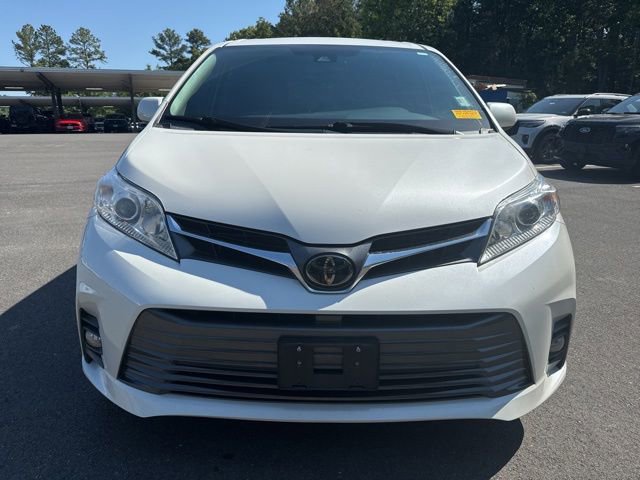 Used 2020 Toyota Sienna XLE Premium FWD image 8