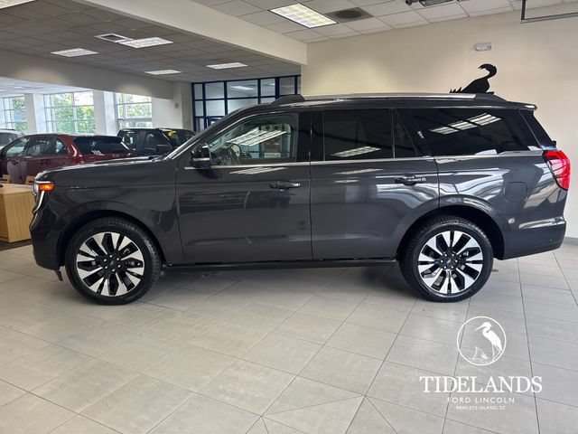 Certified 2025 Ford Expedition Platinum w/ Driver's Package AWD/4WD image 5